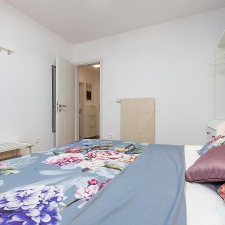 Porec Twins Apartment Exterior photo